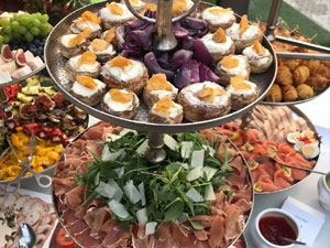 Catering_300x225