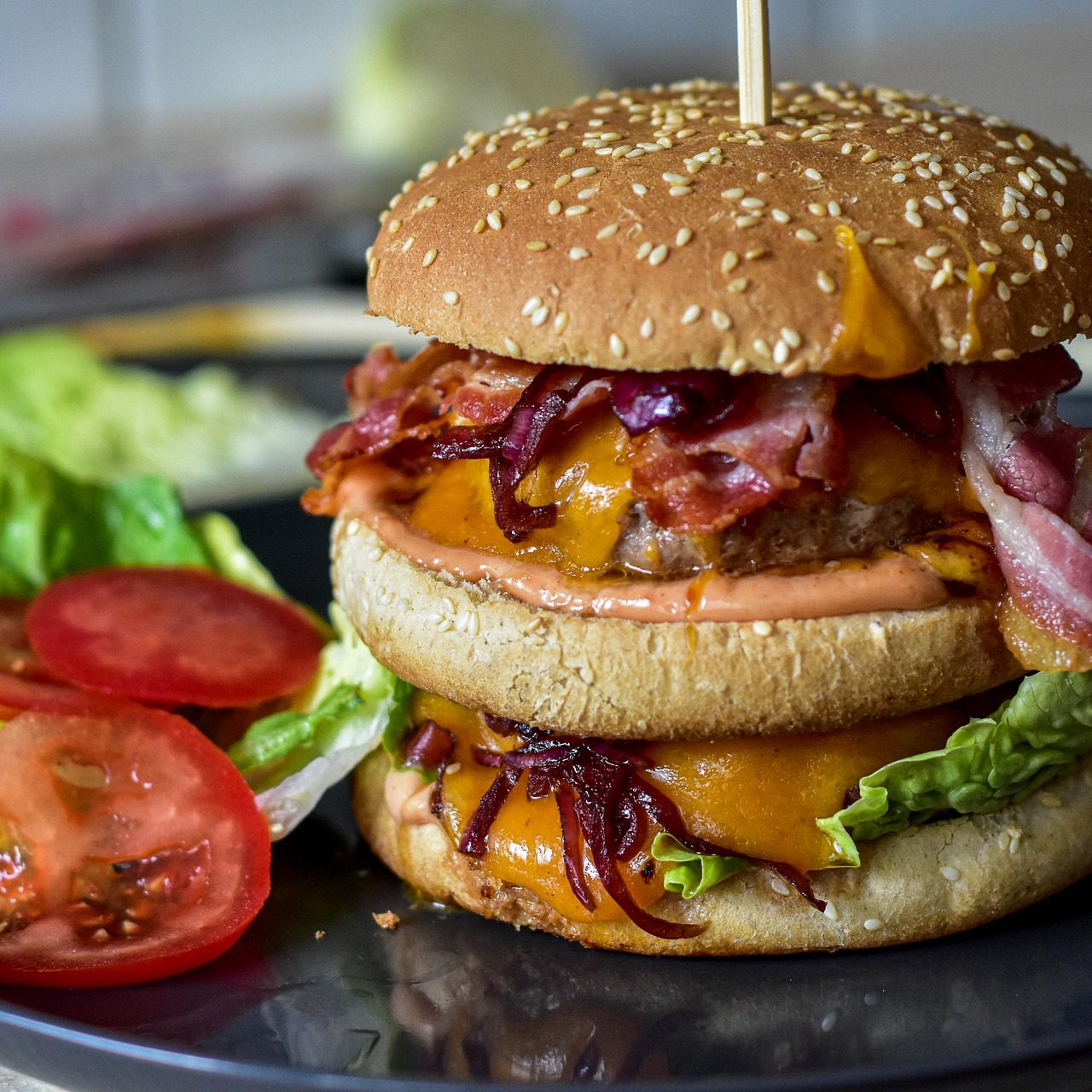 burger-7221436_1920